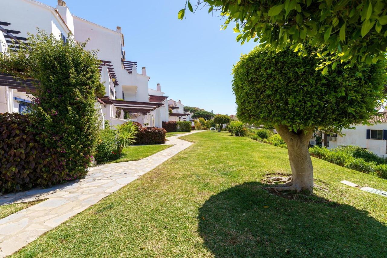 Charming Apartment With Sea Views Sitio de Calahonda Esterno foto